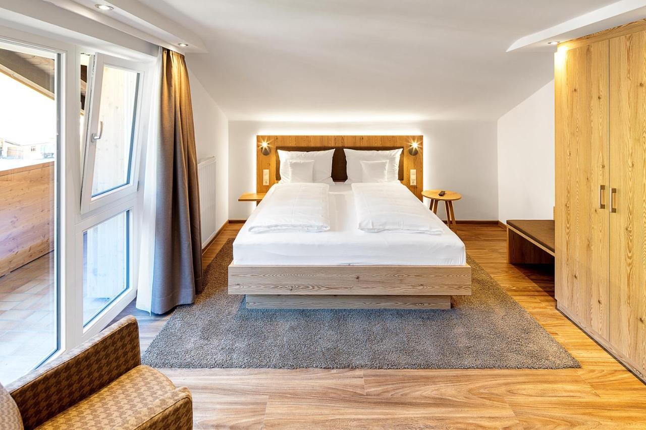 Hotel Kuehberg اوبرستدورف المظهر الخارجي الصورة