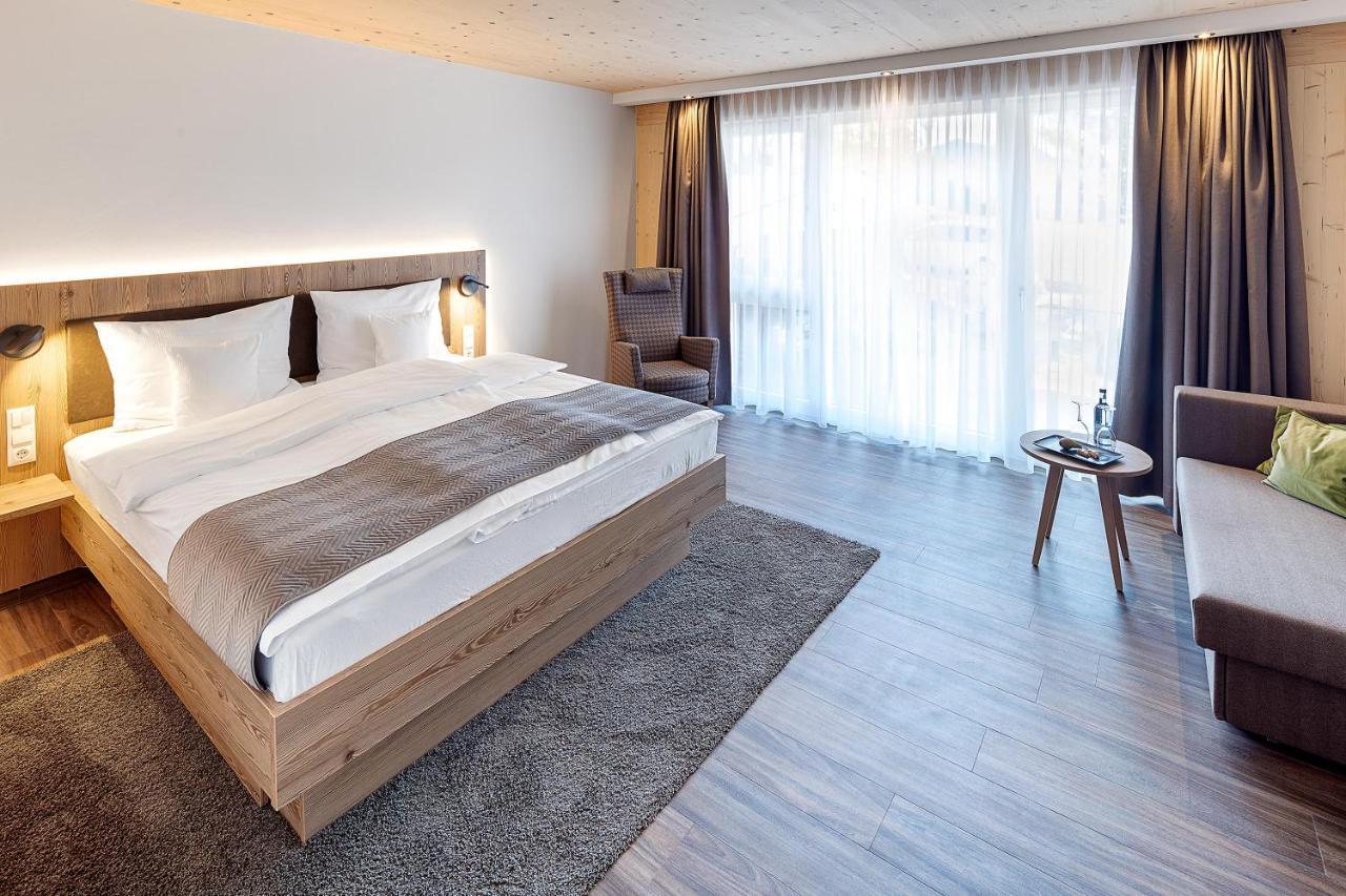 Hotel Kuehberg اوبرستدورف المظهر الخارجي الصورة
