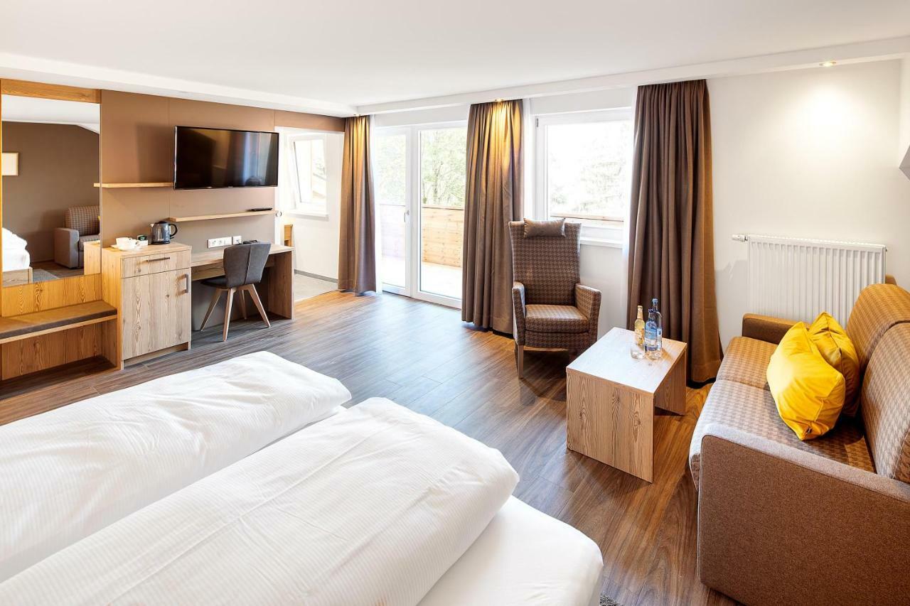 Hotel Kuehberg اوبرستدورف المظهر الخارجي الصورة