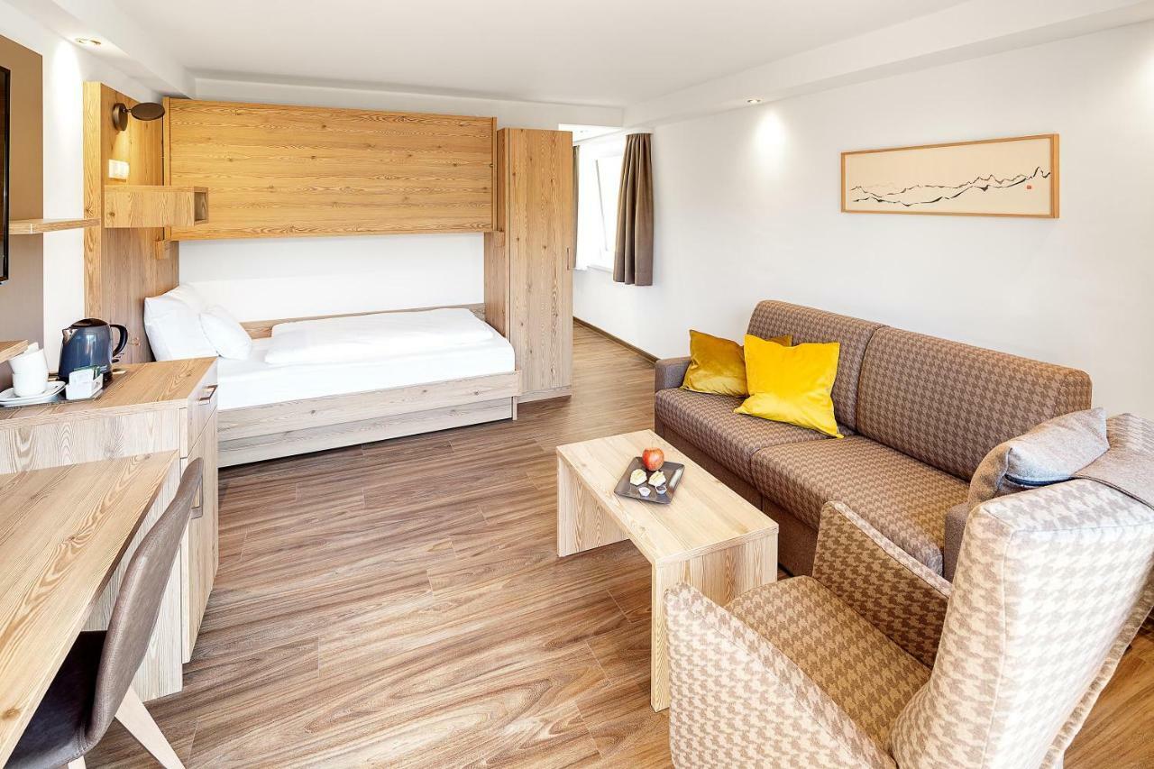 Hotel Kuehberg اوبرستدورف المظهر الخارجي الصورة